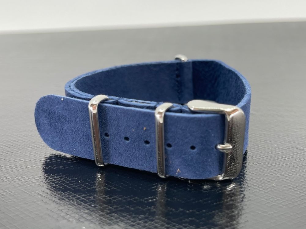 Bracciali & Braccialetti: Nato Leder Uhrenarmband 20mm – Nuovo e nell'imballaggio originale da Bruettisellen venduto da GiacomoCH