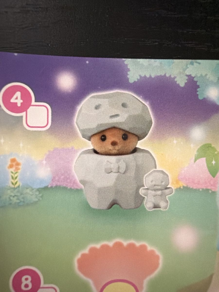 Figuren: Sylvanian Families Otter Baby im Stein – Neu (gemäss Beschreibung) aus wynigen von Birnenmus 1