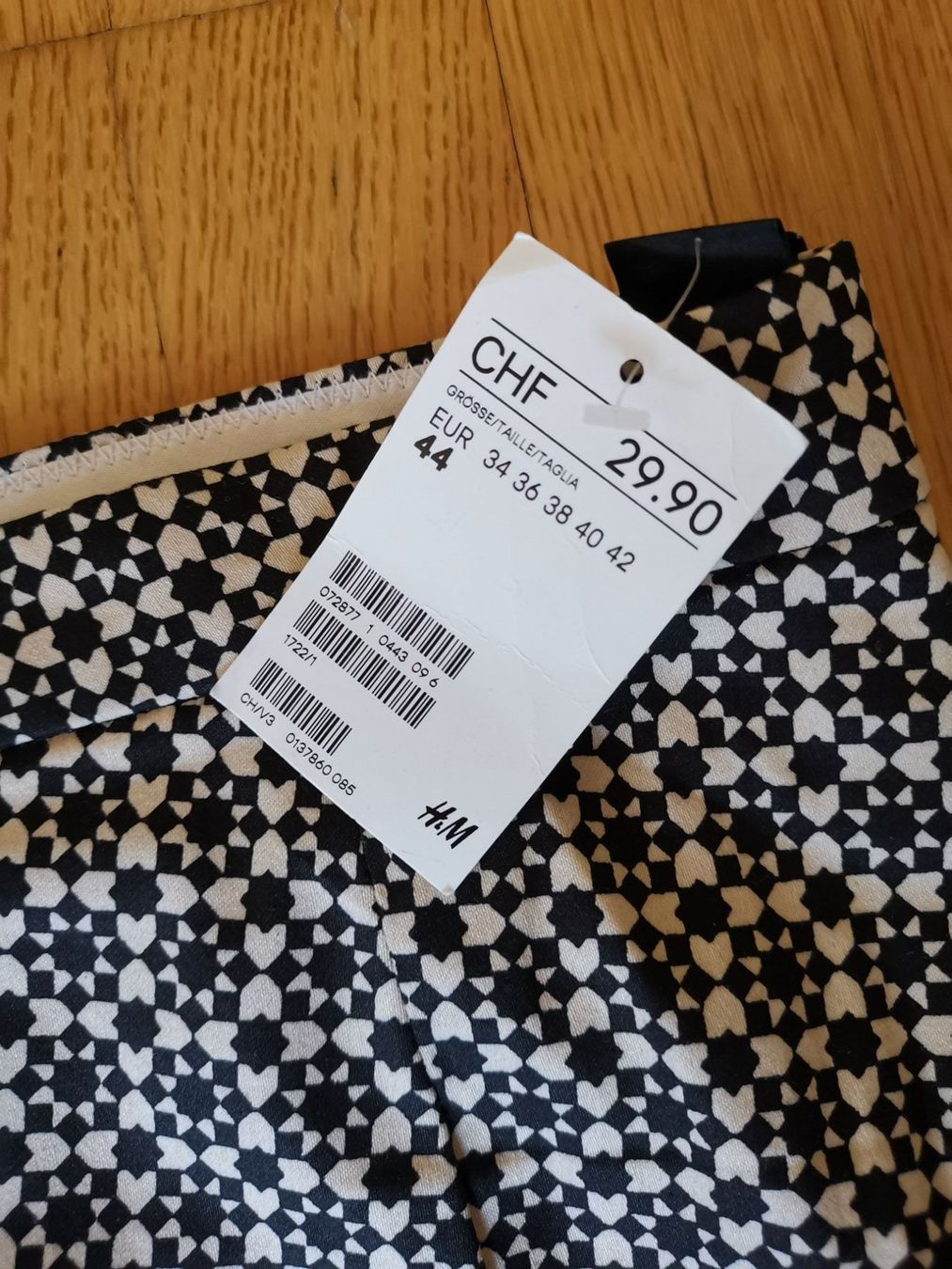 Pantaloni: Falthose H&M Gr. 44 – Nuovo (secondo la descrizione) da Ins venduto da Jacy1 3