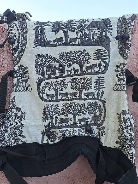 Marsupi portabebè: Porte bébé ergonomique Buzzidil Swiss hearts – Usato da Murist venduto da jen_k88v