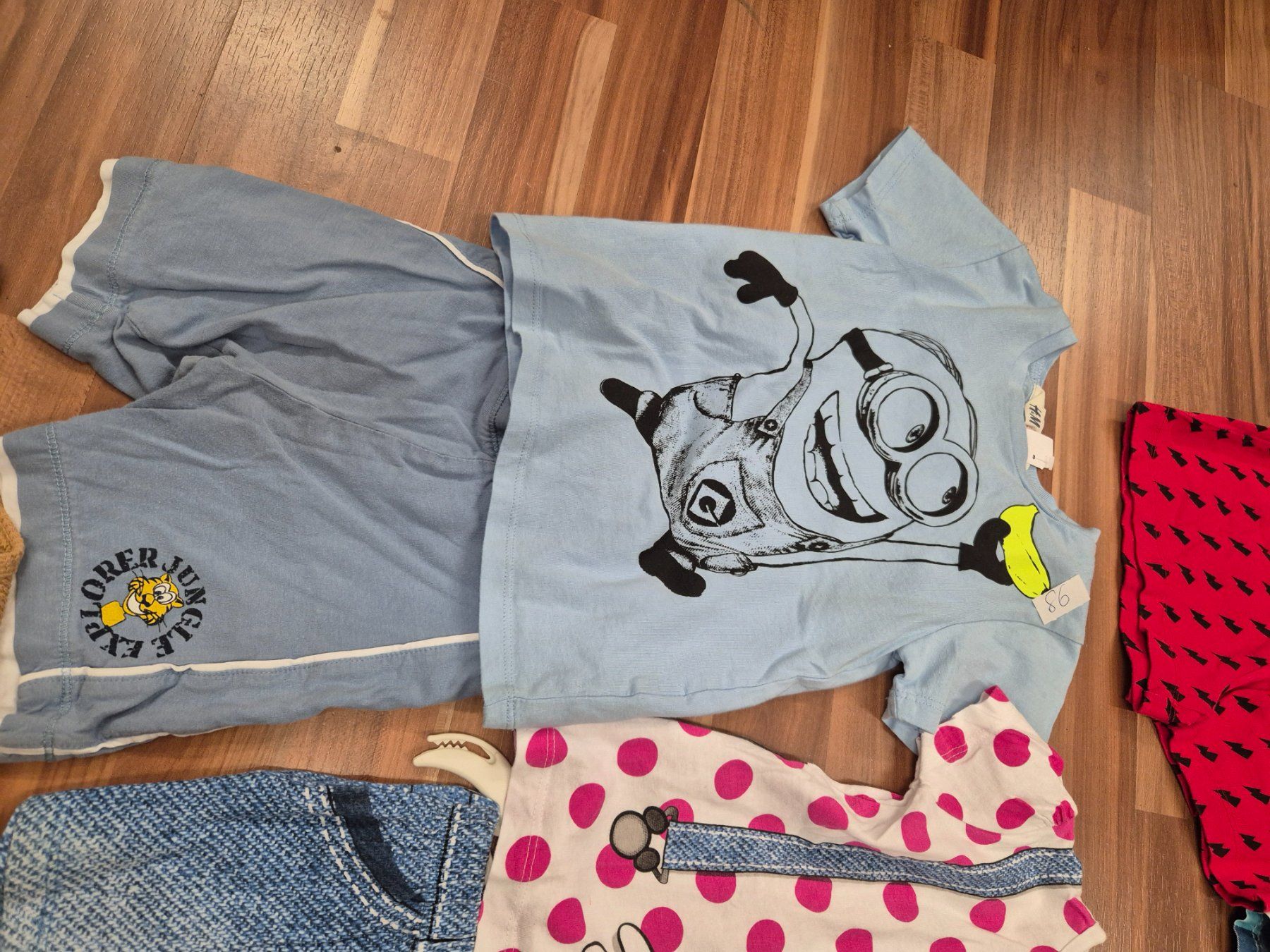 Lots de vêtements: 5 Sommer Zweiteiler / Gr 86 B – D'occasion à Schwarzenburg par Flamingo07 3