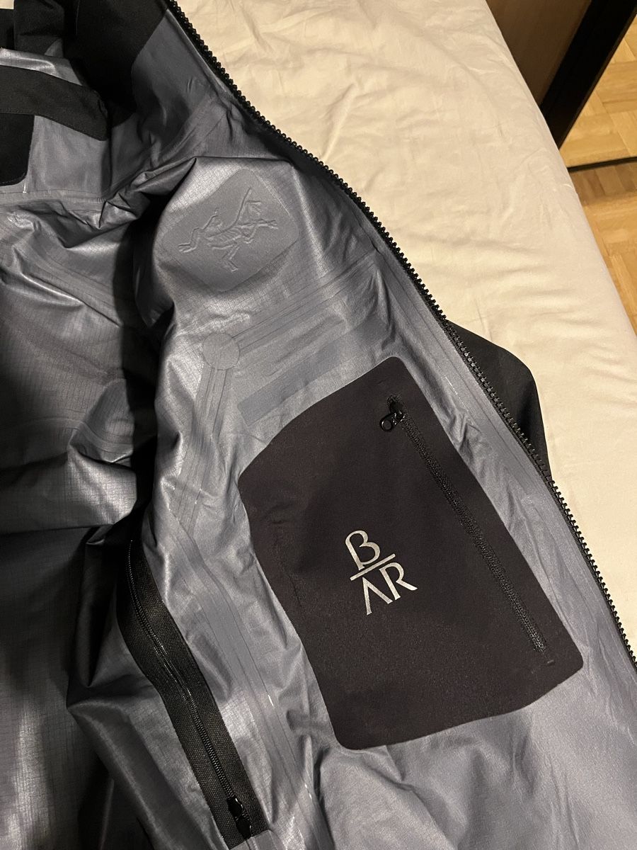Arcteryx Giacche: Arcteryx Bêta Ar black S – Nuovo e nell'imballaggio originale da Lausanne venduto da lca_d2pn 1