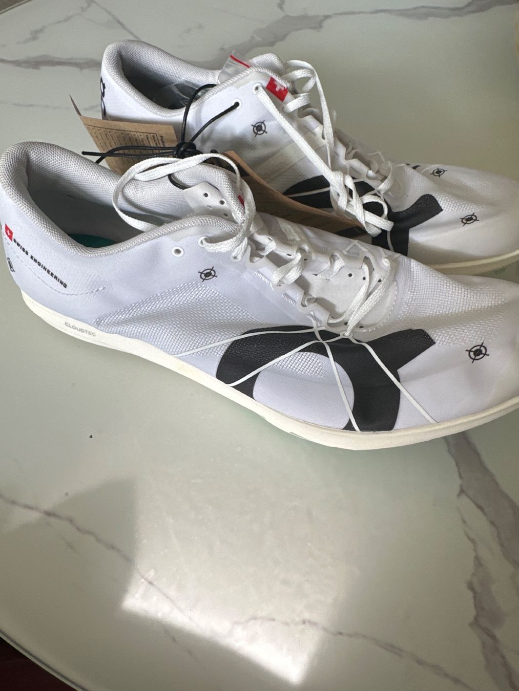 On Chaussures hommes: On Rennschuhe – Neuf (Voir description) à Bonstetten par off_w6v7 2