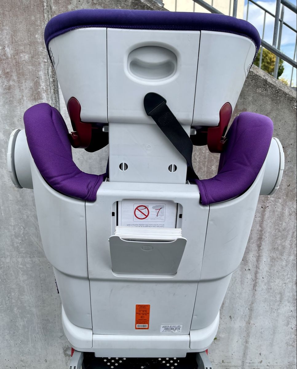 Britax Römer Seggiolini per auto: Römer Britax Kindersitz – Usato da Allschwil venduto da niggma 2