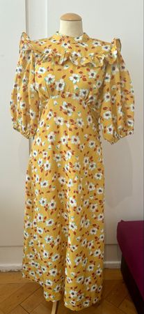 Robe fleurie jaune ASOS