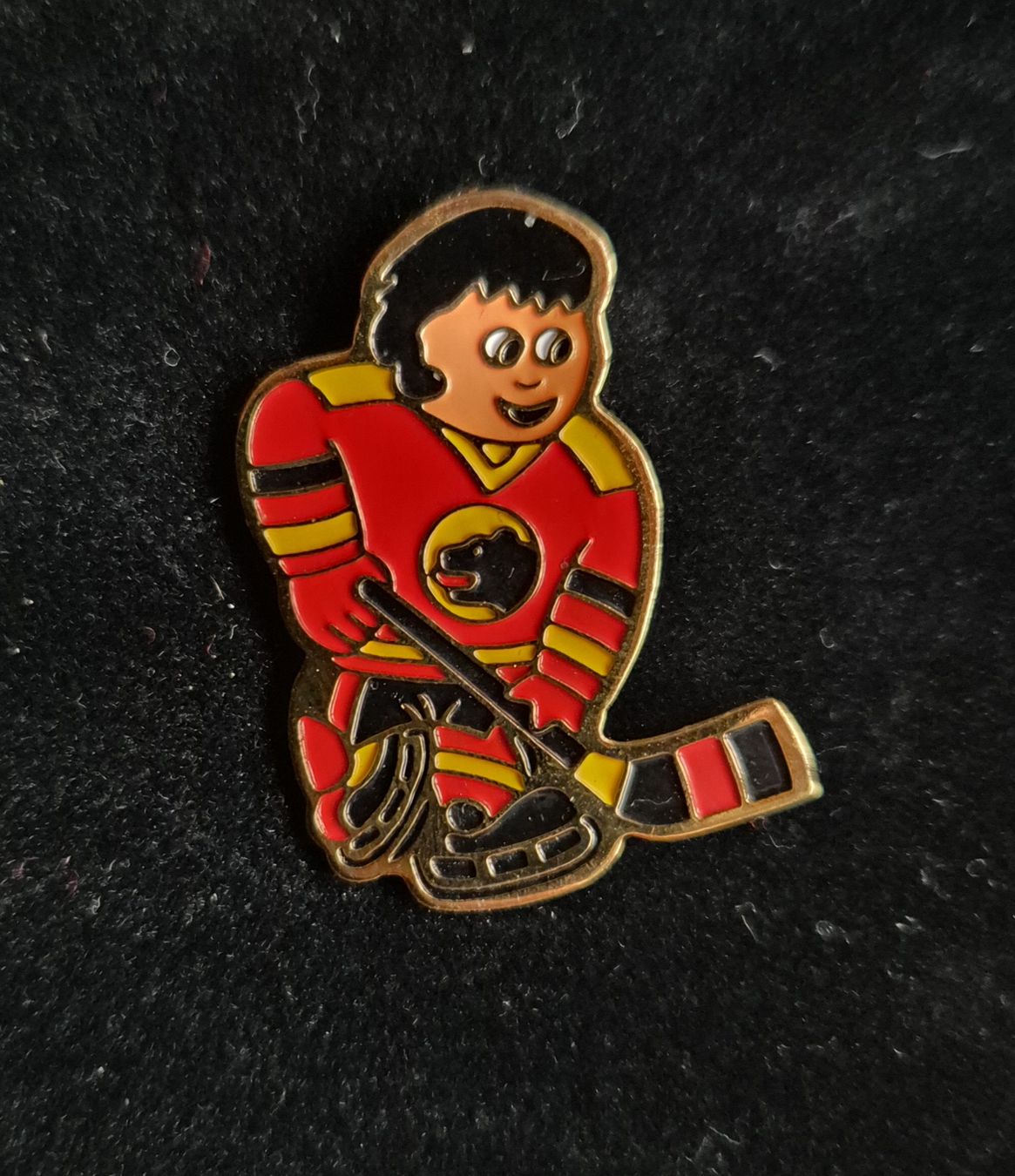 Placchette & Badge: Pin, SCBern aus den 1990er Jahre – Nuovo (secondo la descrizione) da Walkringen venduto da Levisticum