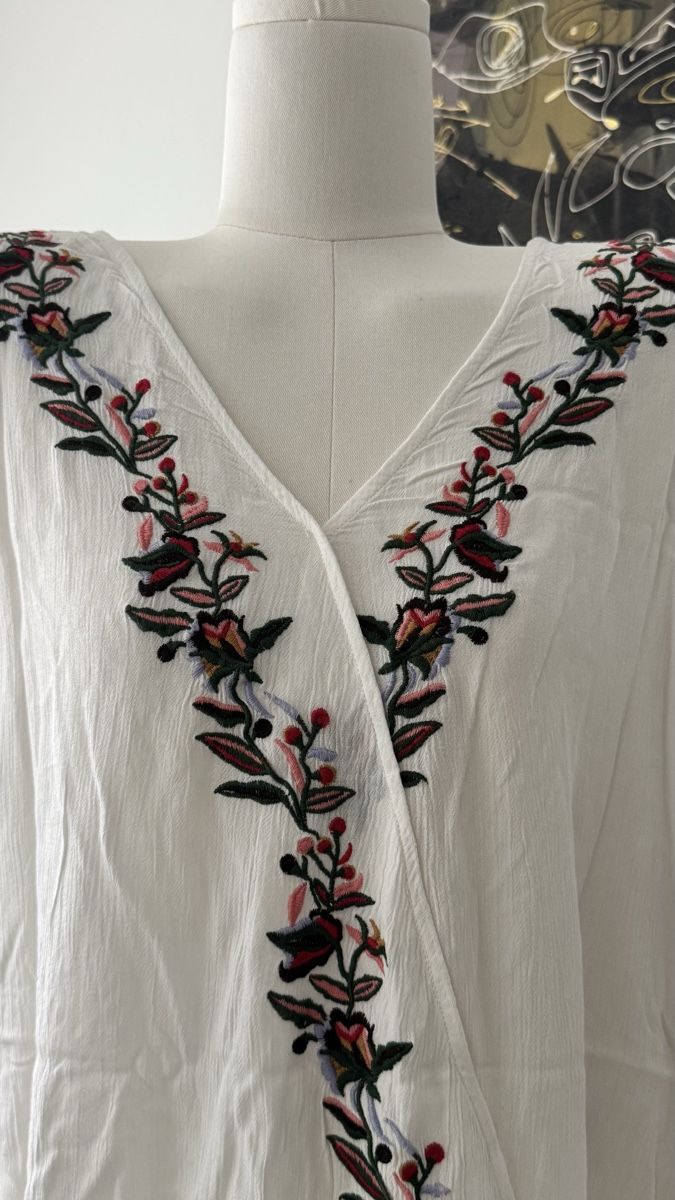 Blusen: Cotton Bluse – Neu (gemäss Beschreibung) aus Mörigen von TimelessFinds 2