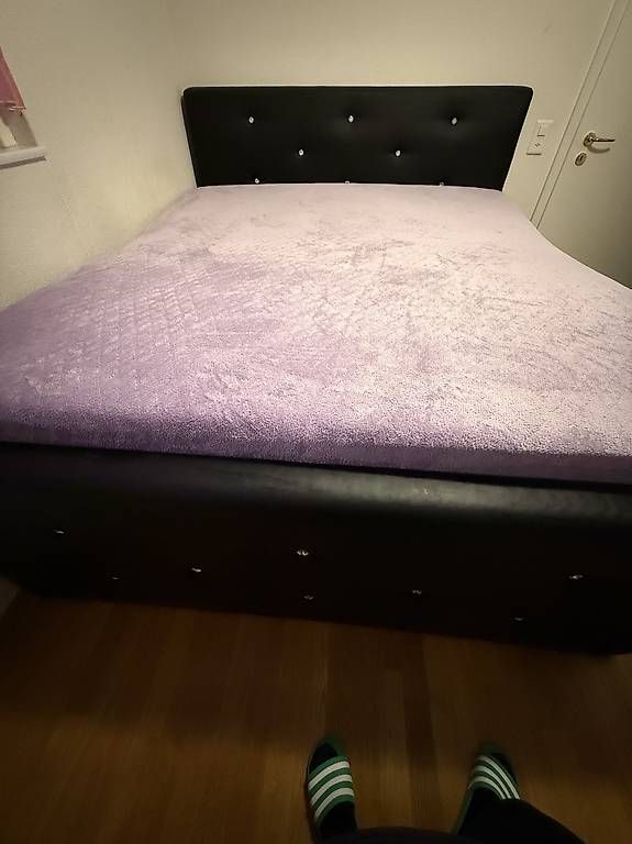 Letti: Boxspringbett mit neuen Matratzen – Usato da Vaduz venduto da mausilein22 1