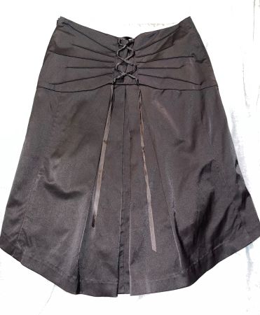 Sale‼️New beautiful skirt Jane Norman size S
