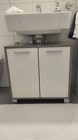 Badezimmerschrank