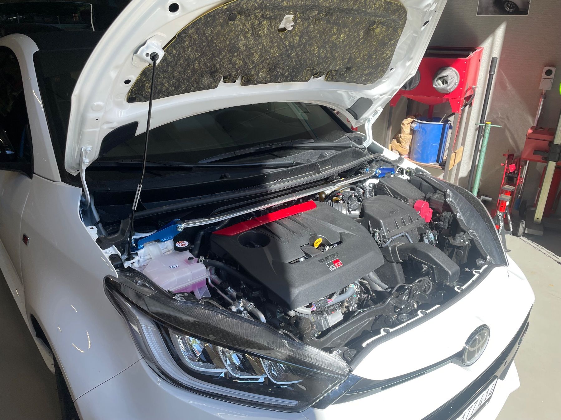 Toyota Tutti pezzi di ricambio auto: Barra duomi Yaris GR – Usato da Breno venduto da lia_t7qf 1
