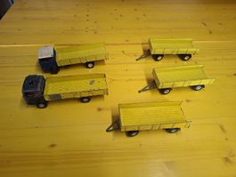 Tinky Toys Lastwagen mit Anhängern gebraucht.