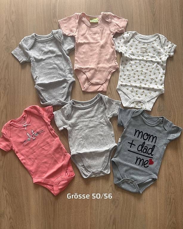 Biancheria intima: 9 Kurzarm Bodys Grösse 50-56 – Usato da Kägiswil venduto da mau90