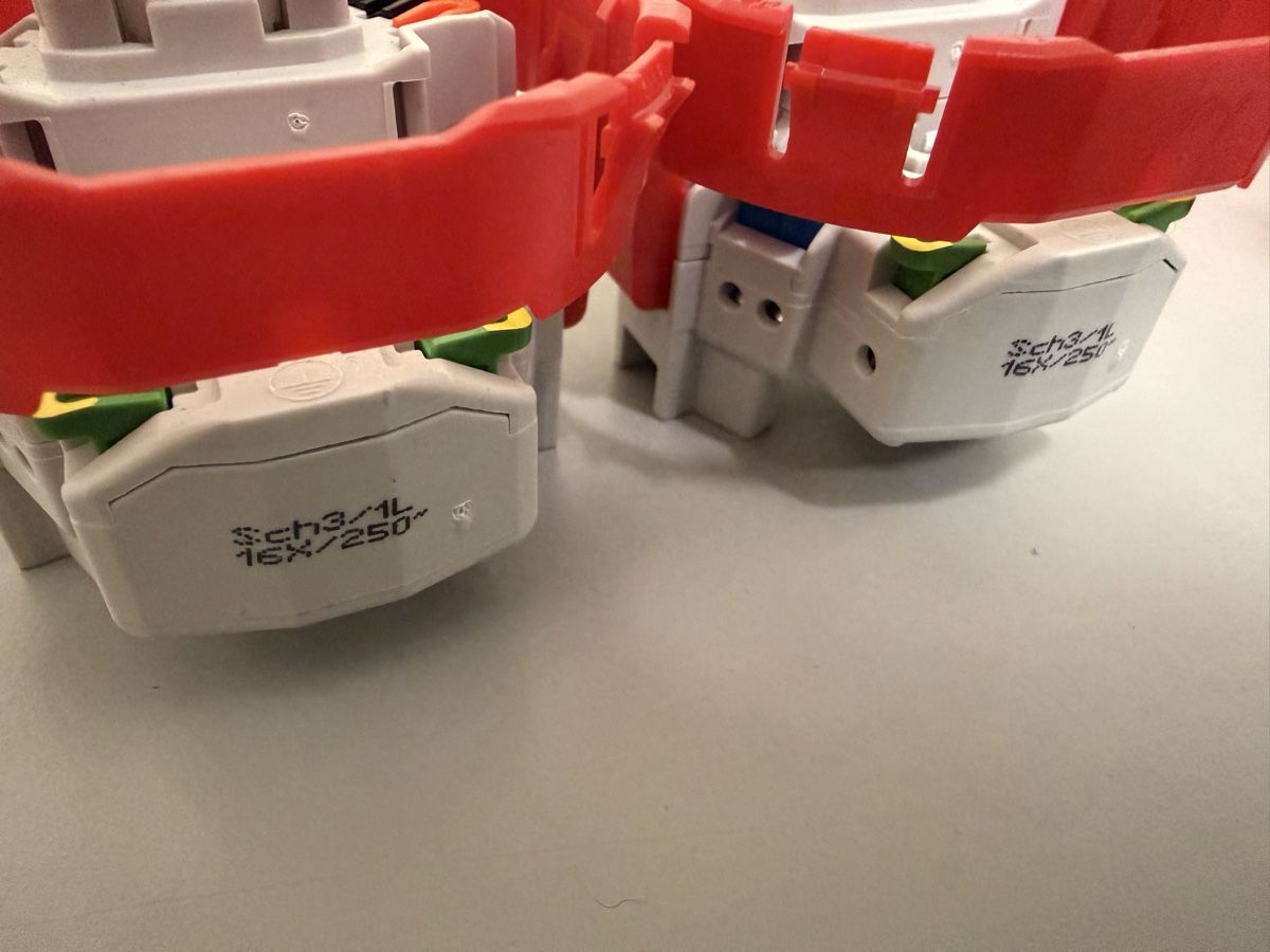 Feller Stecker: Snapfix elektroapparate kleinkombi schalter  – Neu (gemäss Beschreibung) aus Zürich von papaplatte 1