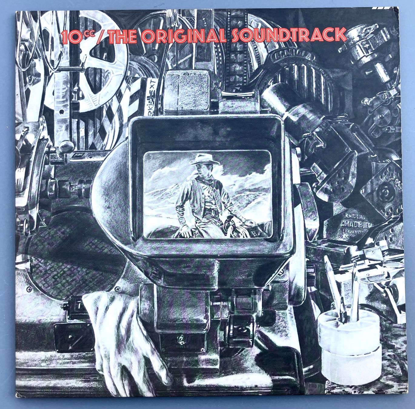 Vinyles: 10CC - THE ORIGINAL SOUNDTRACK – D'occasion à Poliez-Pittet par Newtown-Records