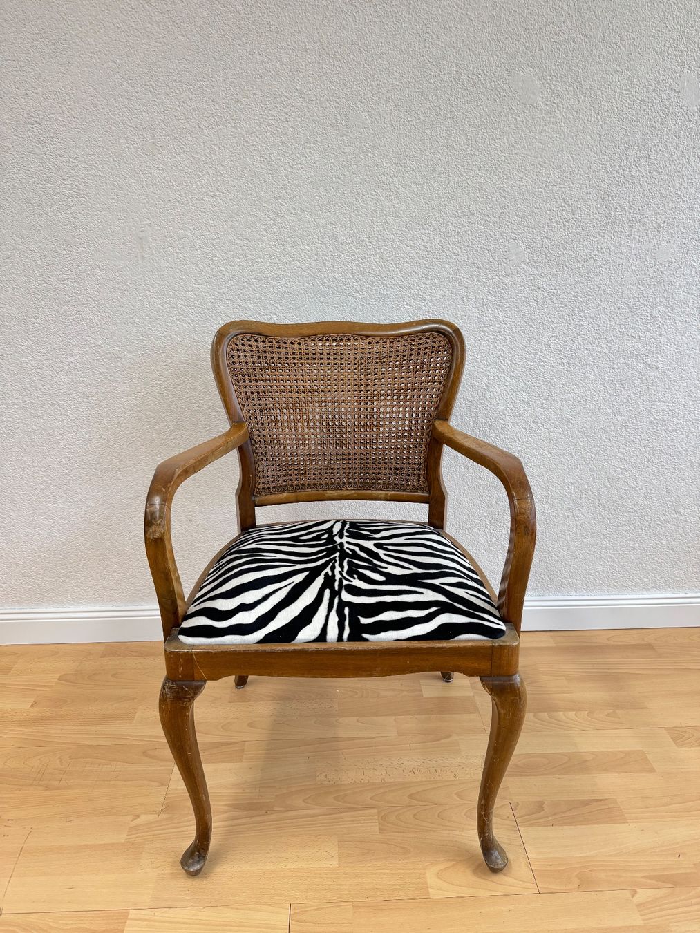 Sedie: Sessel, Chippendale-Stil mit Wiener Geflecht & Zebra-Muster – Usato da Horgen venduto da Grizzly83