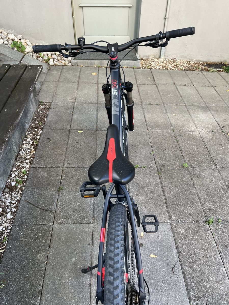 Decathlon Vélos: Decathlon Mountainbike – D'occasion à Zürich par Alpina10 5