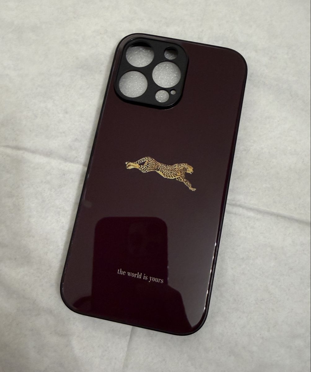 Apple Coques & Protection écran: iPhone 16 Pro Max Hülle dunkelrot neu – Neuf avec emballage d'origine à Illnau par tug_hs7z