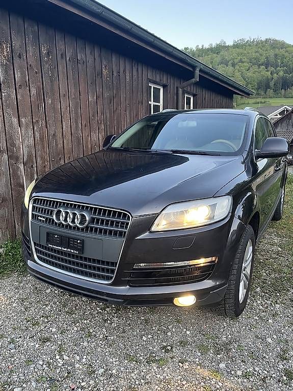 Audi Automobili: Audi Q7 7-Plätzer Ledersitze mit MFK – Difettoso da Wittnau venduto da Ricartutti
