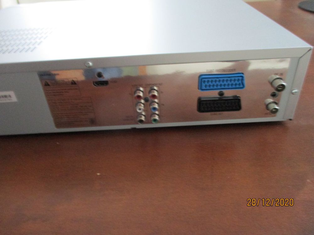 TechLine DVRC 800 DVD / VHS Recorder (Neu (gemäss Beschreibung)) in ...