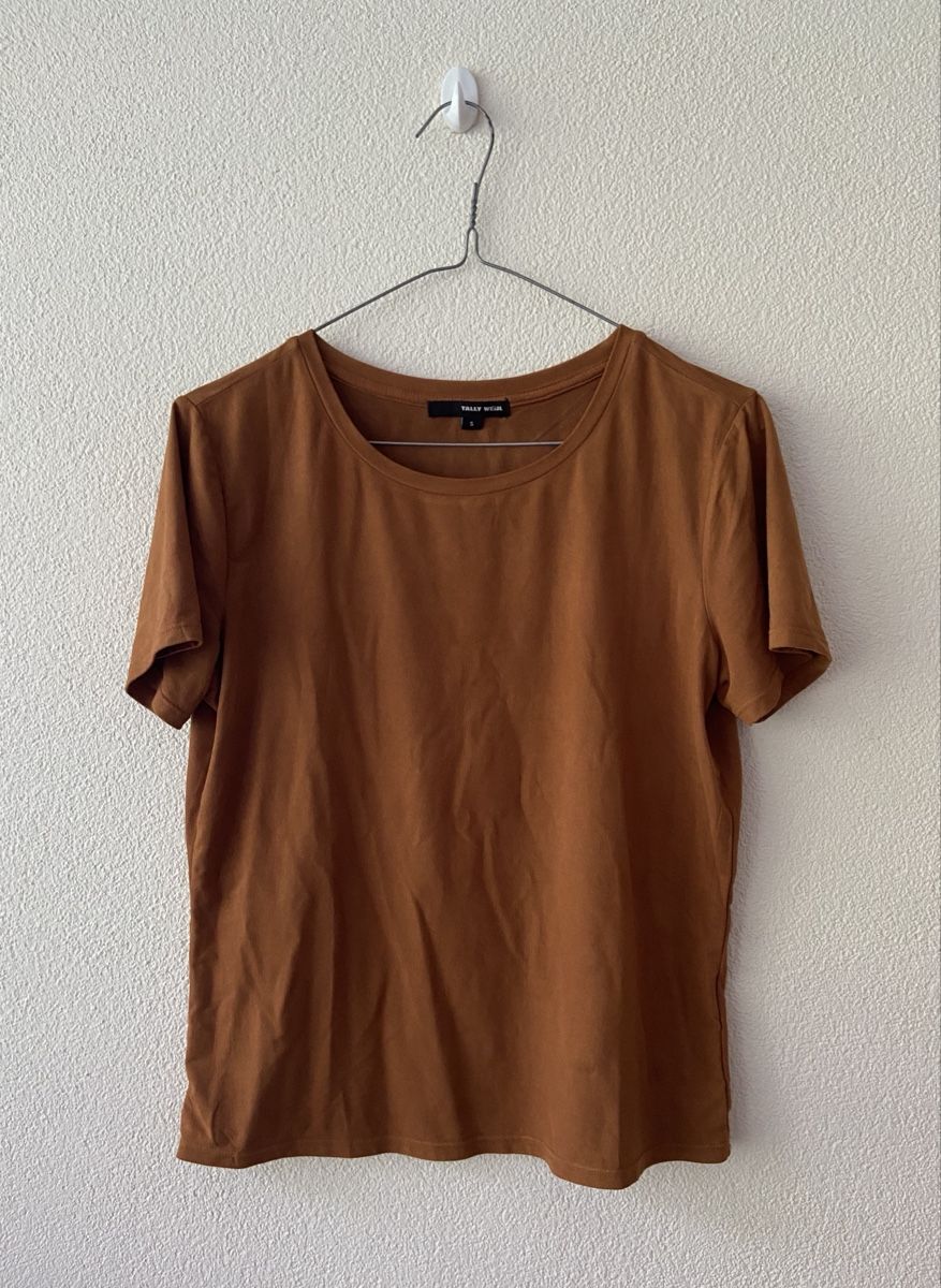 Canottiere & Pantaloni: maglia marrone – Usato da Gordola venduto da arizi_shop
