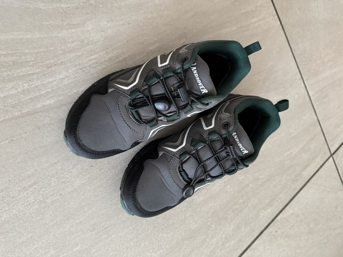 Scarpe per ragazzi: Chaussures tracking – Usato da Collombey venduto da carlosgomes85 1