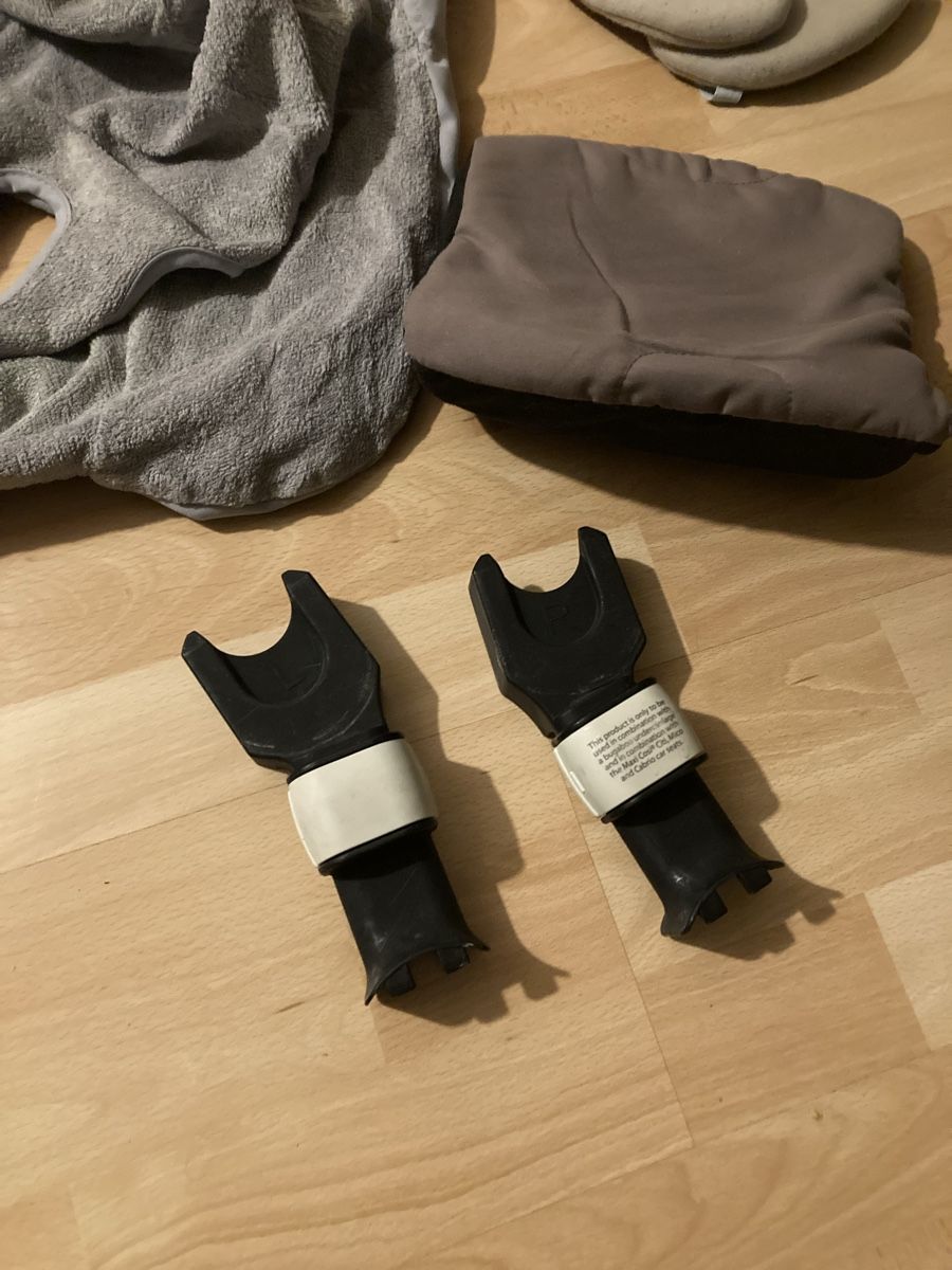 Maxi-Cosi Seggiolini per auto: Maxi Cosi Pebble mit Zubehör – Usato da Unterägeri venduto da hopevad 4