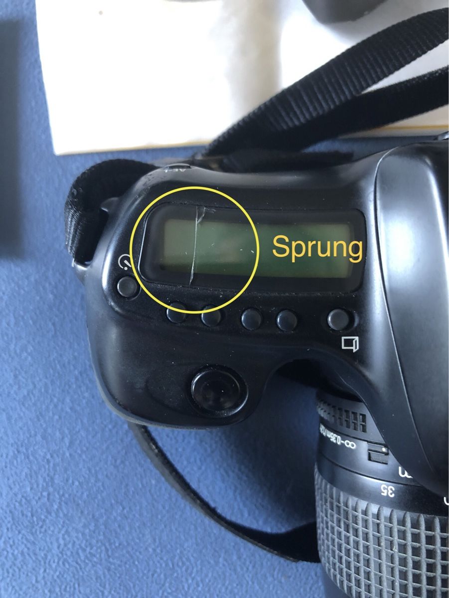 Nikon Kamera: Nikon F50 Spiegelreflexkamera mit Objektiv – Defekt aus Lenzburg von Alfred1341 1