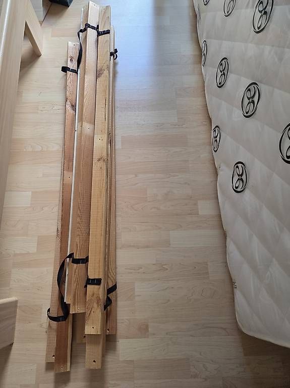 Letti: Lit avec sommier  – Usato da Montricher venduto da schopfy98 4