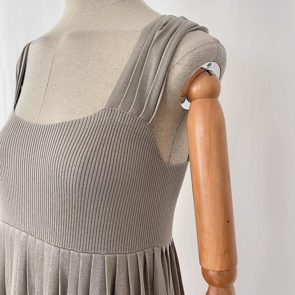 Vestiti: JOSEPH New Silk Dress – Nuovo (secondo la descrizione) da Emmen venduto da Avviivva_Com2023 2