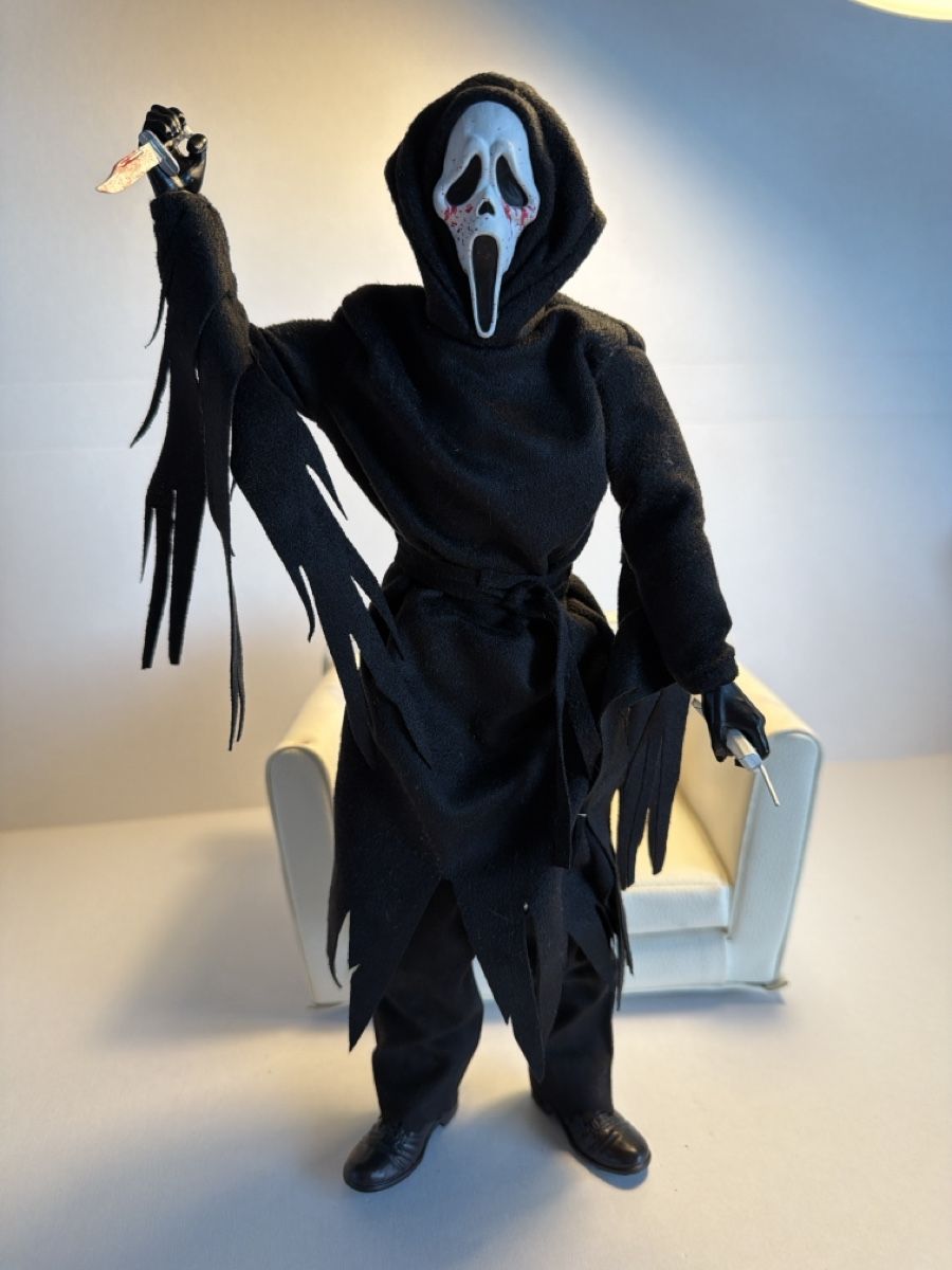 Hot Toys Statuette: Scream Ghostface Figur 1/6 von Why Studios, lose – Usato da Emmenbrücke venduto da dza_dn5r 3