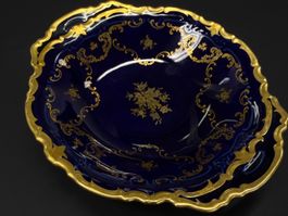 Elegante Kobaltblaue Porzellanschale mit Golddekor