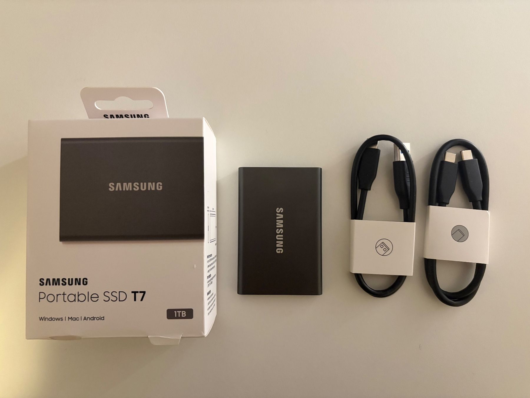 Samsung Dischi rigidi: Samsung Portable SSD T7 1 TB – Usato da Reinach BL venduto da DreamerVibe