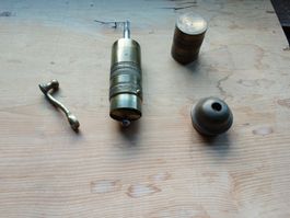 Antike kleine Pfeffer Mühle