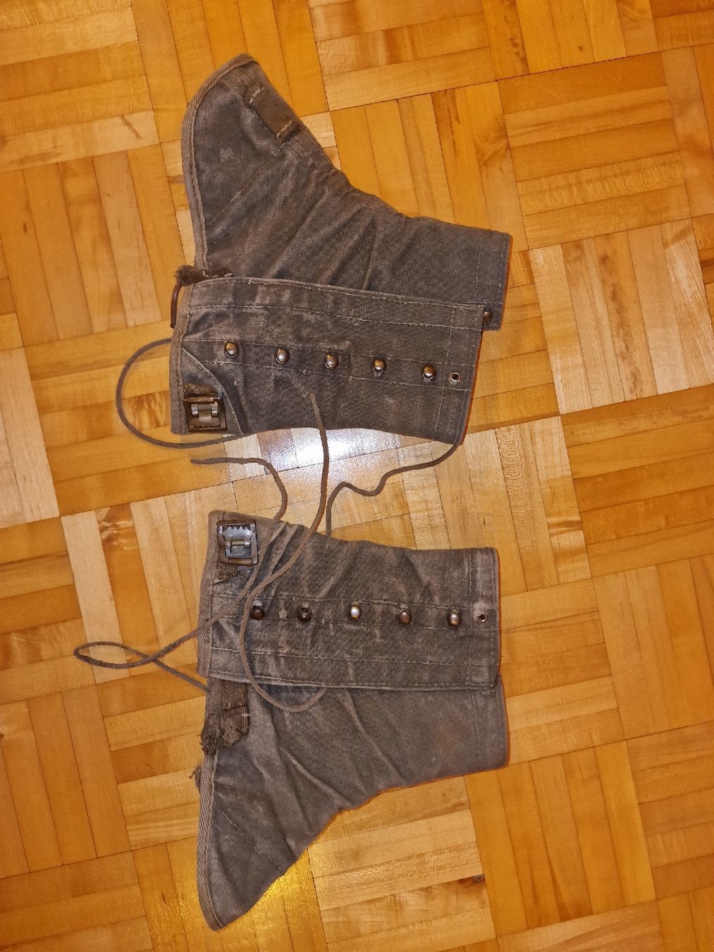 Uniformes: Guêtres waffen xx – D'occasion à Savièse par tog_kn2z