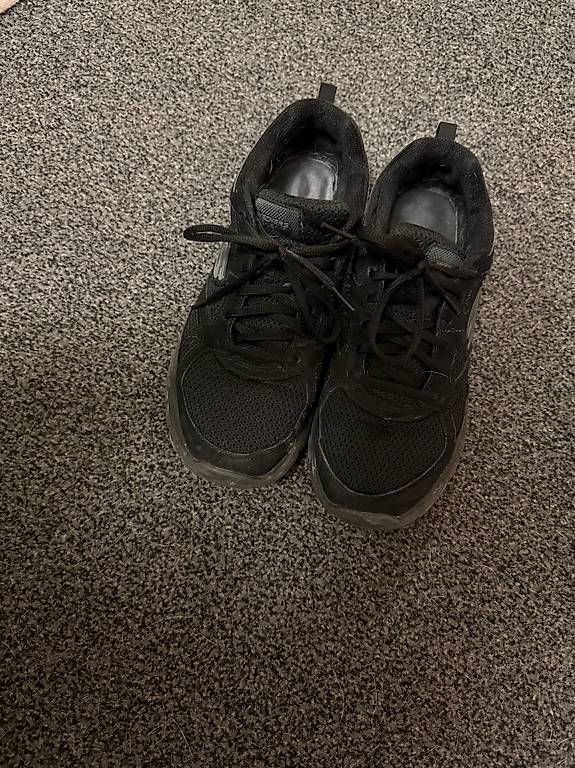 Skechers Scarpe da uomo: Skechers Turnschuhe Trainers – Usato da Oetwil am See venduto da danielng718 2