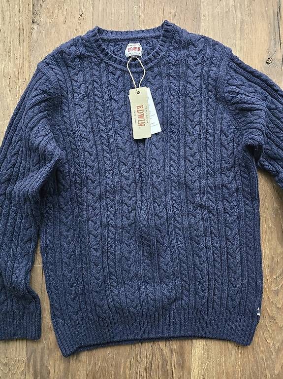 Pulls & Sweat-shirts: EDWIN PULLOVER DUNKELBLAU LARGE NEUWARE – D'occasion à Stallikon par rob_62w9 2
