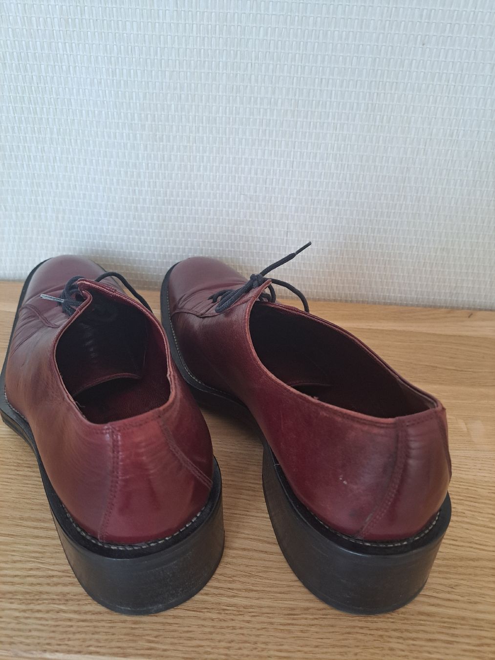 Scarpe da uomo: Herren Marken Schuhe grösse 41 – Usato da Riehen venduto da Appia48 1