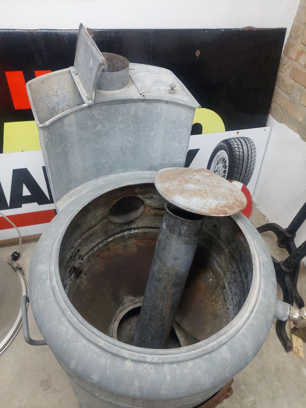 V-Zug Altri mobili d'antiquariato: Tolle Gartendeko.Jetzt zu Räumungspreis – Difettoso da Siblingen venduto da rantiques 5