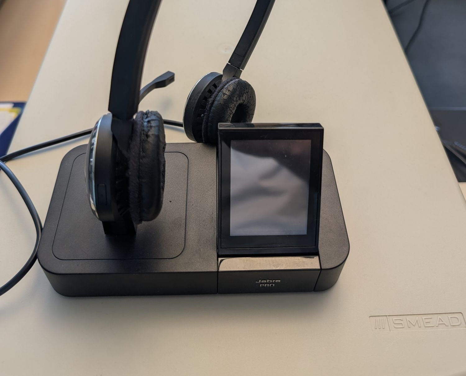 Telefone: Jabra PRO 9450 Headset mit Lade-/Dockingstation – Gebraucht aus Winterthur von Uemit