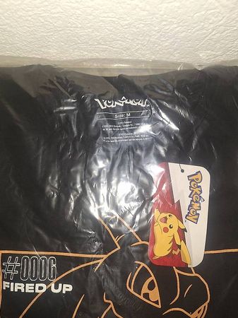 Pokemon T-Shirt Grösse M Neu mit Etikett 
