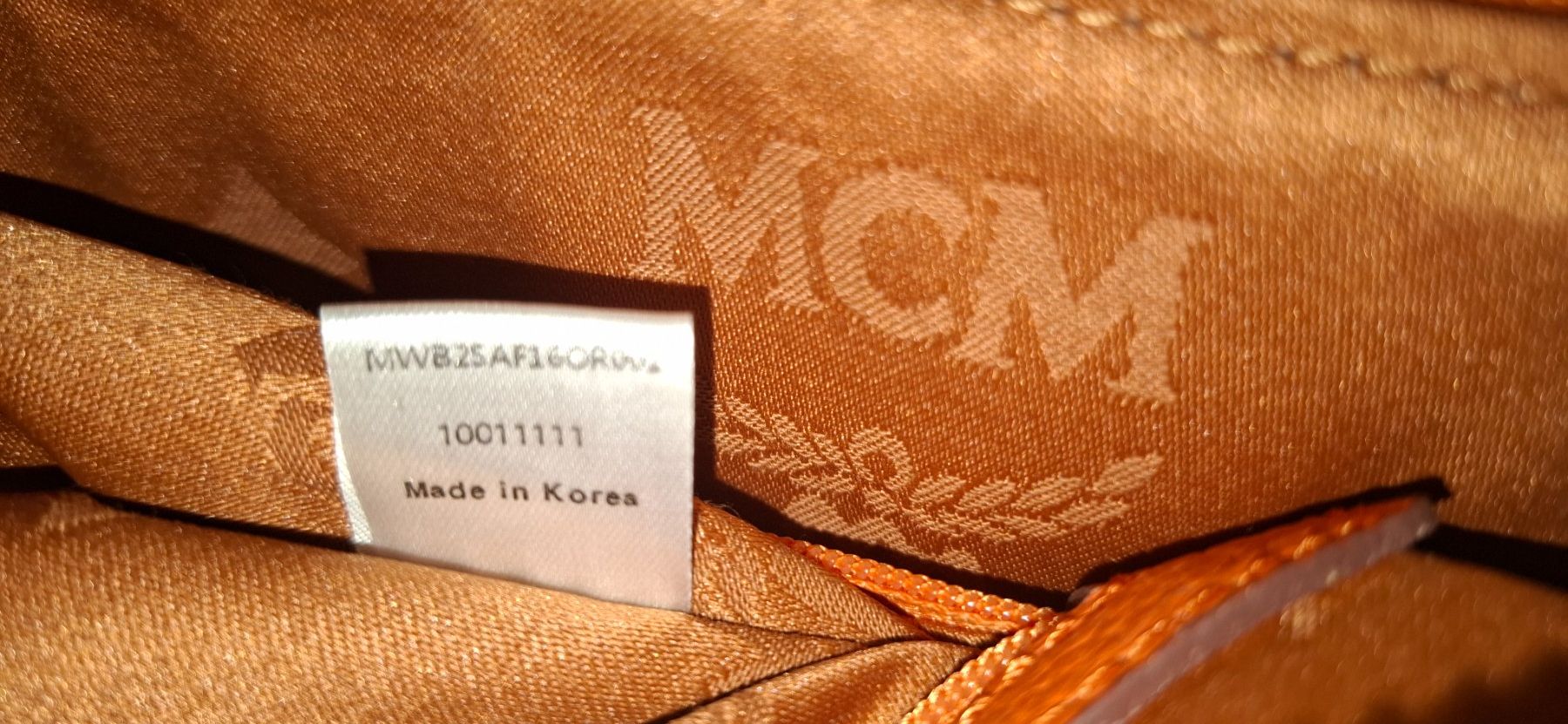 Mcm Sacs femmes: MCM mittelgrosse Tasche mit Schulterriemen – Neuf (Voir description) à Weggis par Jhmathis 9