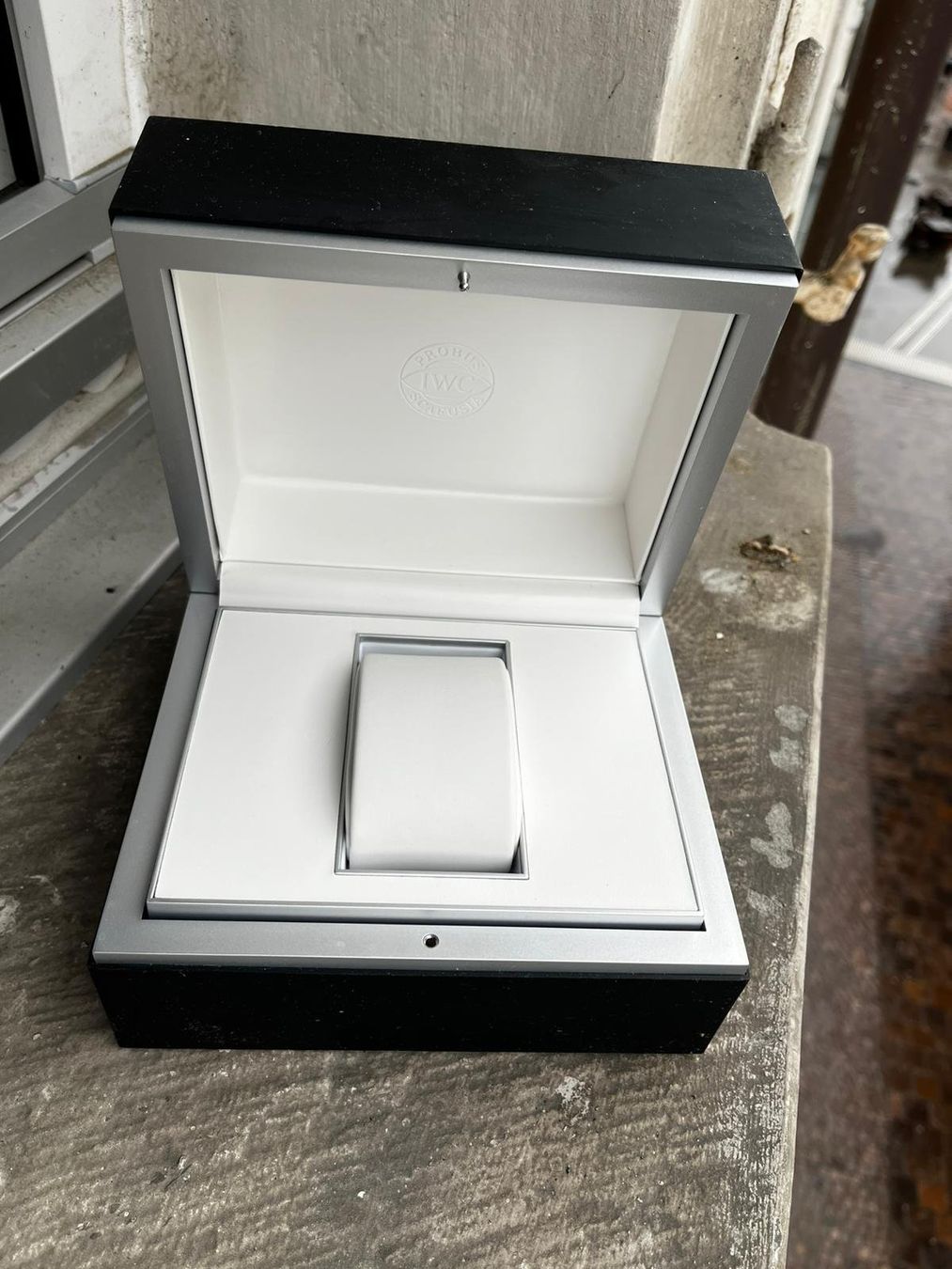 IWC Orologi: Originale IWC-Uhrenbox – Usato da Schaffhausen venduto da immervali 1