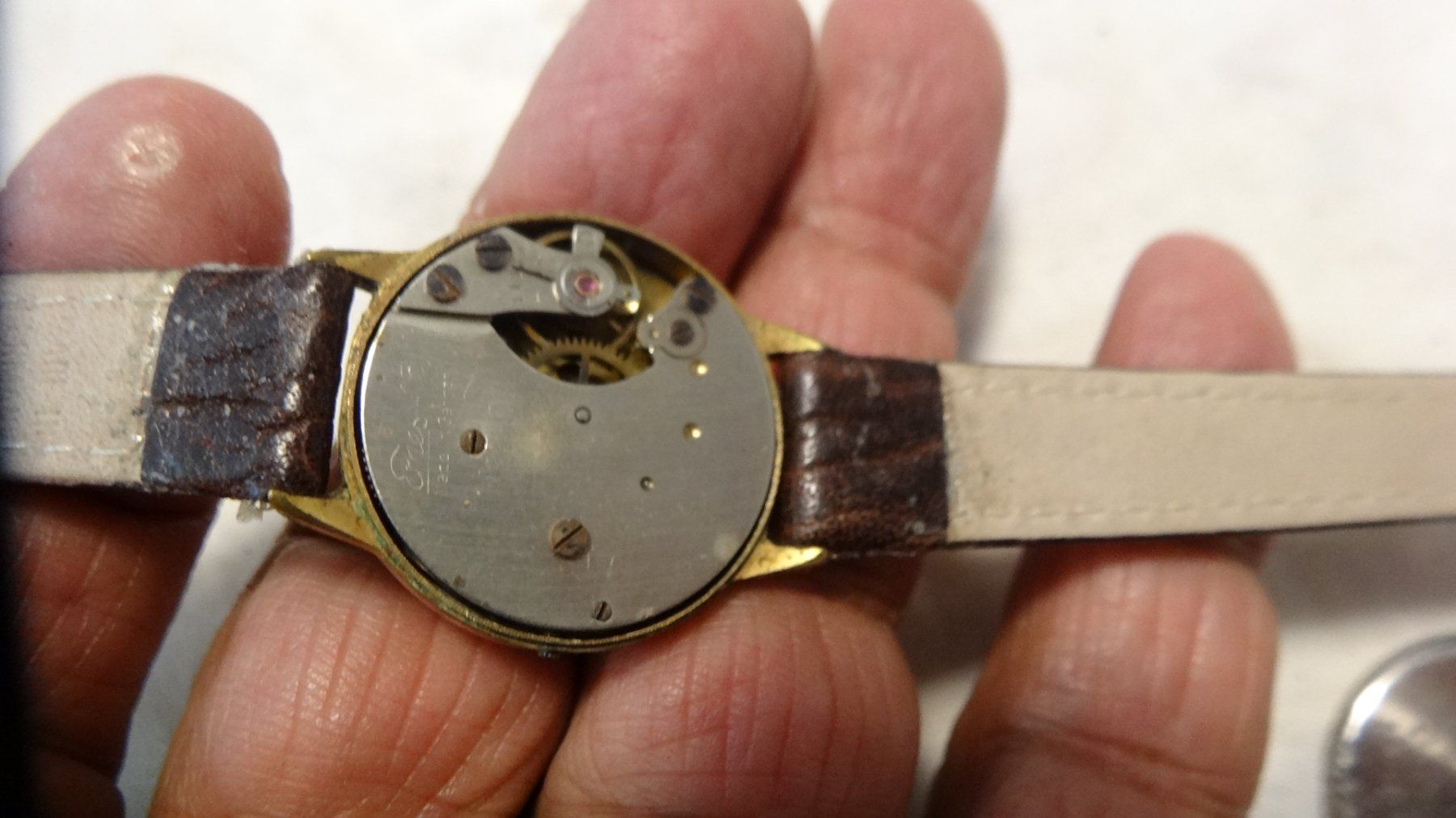 Orologi: EMES DAMEN SECONDEN CHRONO UHR.HANDAUFZEUG.4J.PROBLEM-LÄÜFT. – Usato da zürich venduto da ahmad01 6