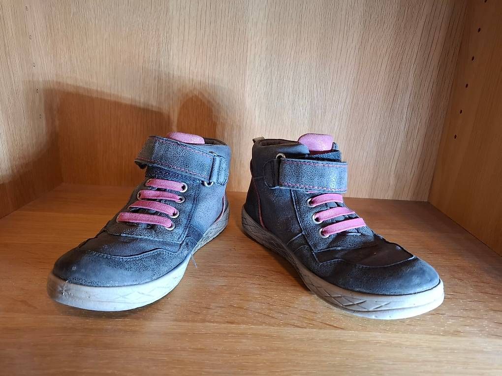 Scarpe per ragazze: Halbhochschuh Superfit Gr. 33 – Usato da Aathal-Seegräben venduto da DiBritta