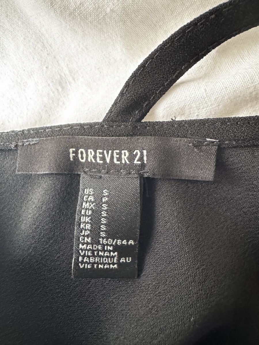 Vestiti: Kurzes schwarzes Damenkleid Gr S – Usato da Zürich venduto da Manubene 4
