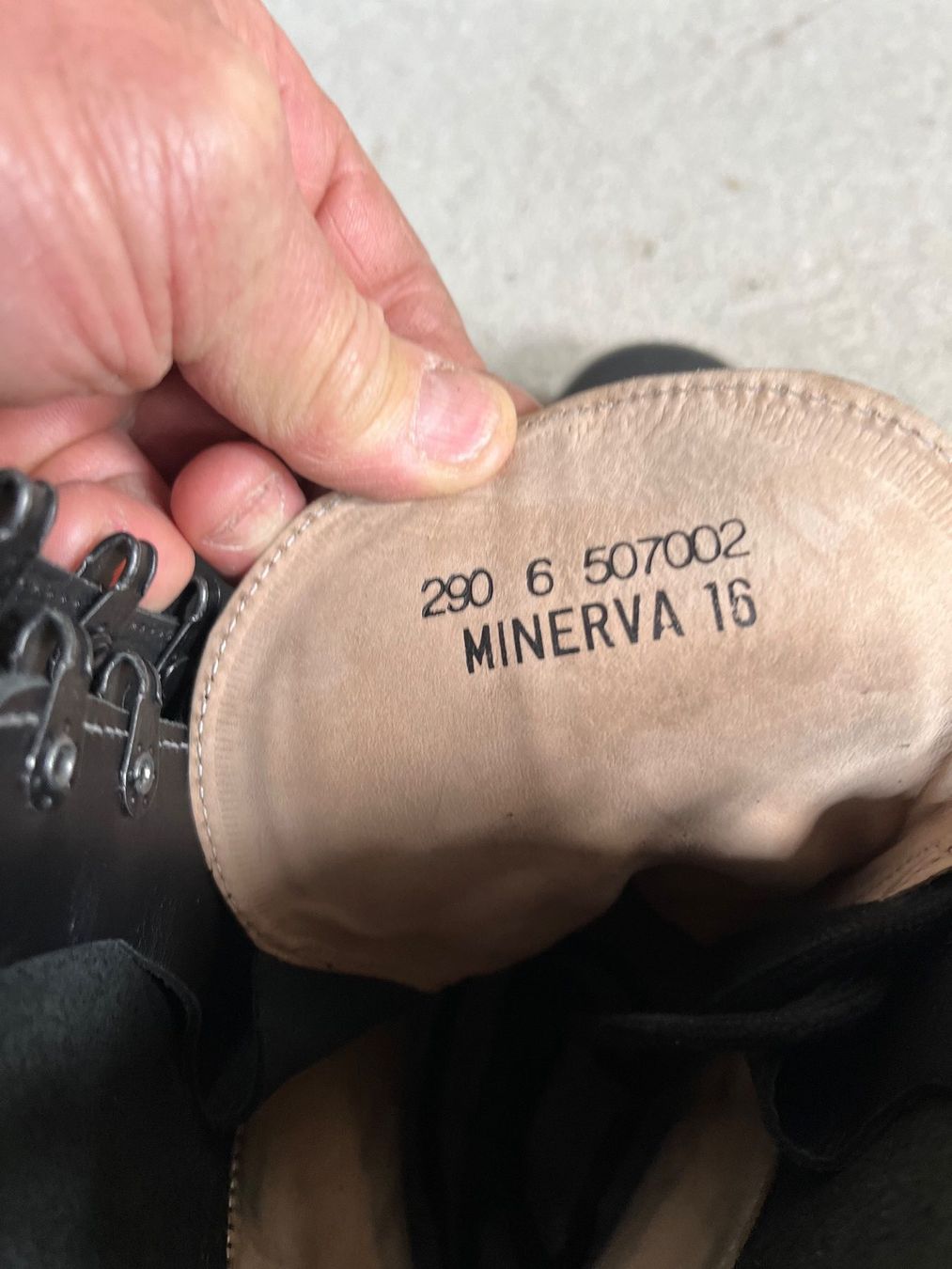 Minerva Scarpe da uomo: Kampfstiefel 90 neu – Nuovo (secondo la descrizione) da Sumiswald venduto da R_ruch 4