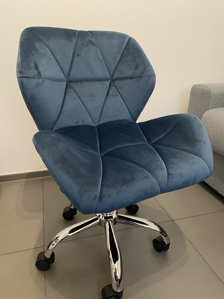 Rollstühle: sedia ufficio blu in velluto - nova – Neu (gemäss Beschreibung) aus Morbio Inferiore von fla-