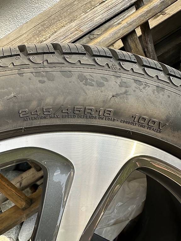 Pneus & Kompletträder: Roues 18´ Mercedes-Benz E-Klasse – Gebraucht aus Conthey von Clay7 4