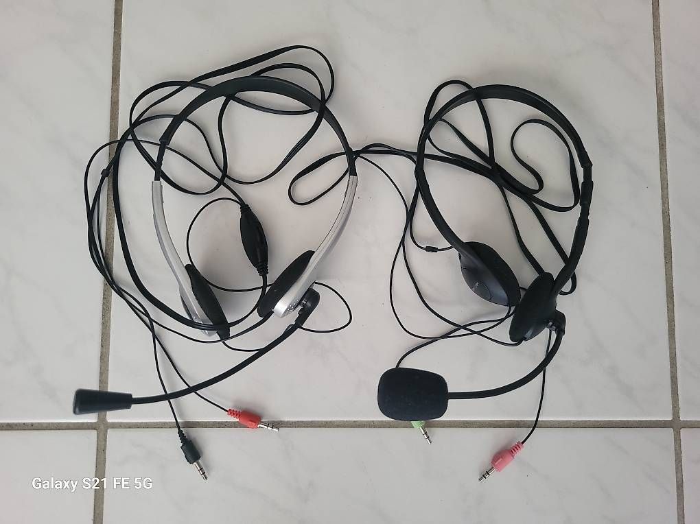 Casques audio: Cuffie con microfono  – D'occasion à Roveredo GR par drifter88